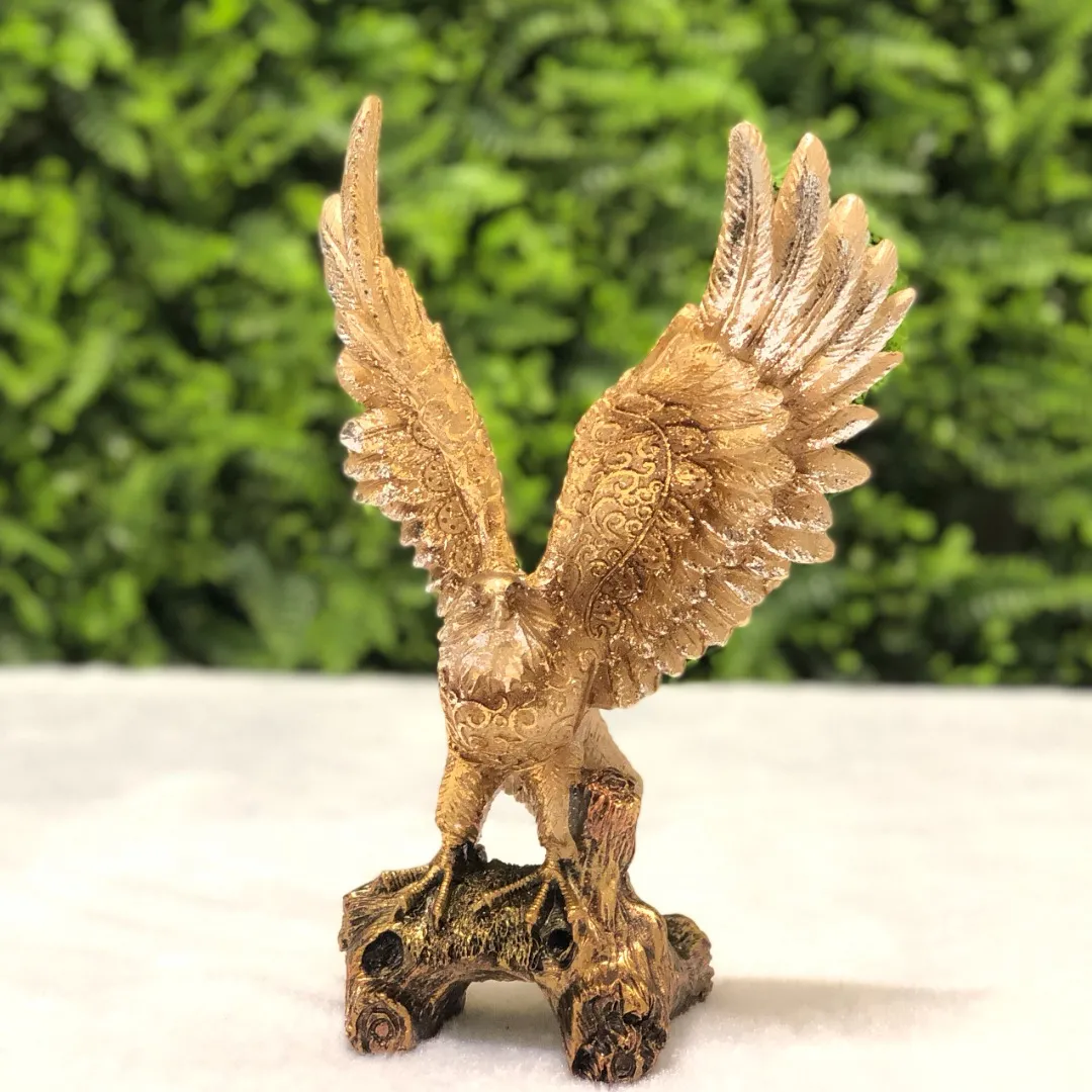 Àguia Decorativa em Resina 22cm