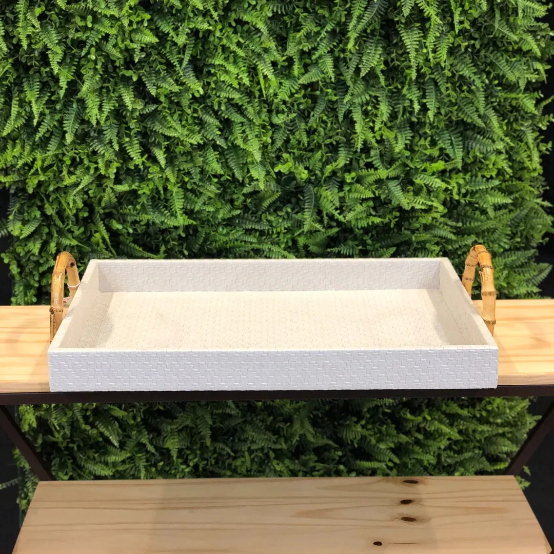 Bandeja Decorativa Branca em Bambu 35x55cm Bandeja Decorativa Branca em Bambu 35x55cm